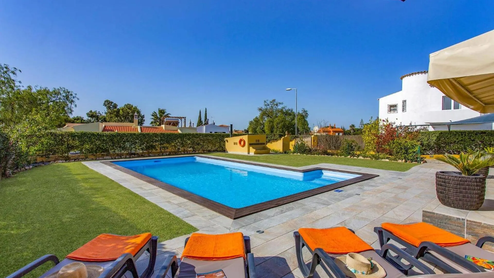 Villa Tadeu Quatro By Villa Plus Azinhal e Amendoeira 0*,  Portugal
